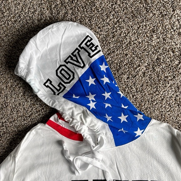 PINK Victoria’s Secret USA Hooded Long Sleeve Shirt - Size XS - Picture 3 of 4